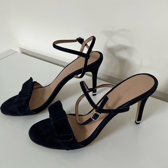 New Witchery Suede Dark Navy Heels - Size 38 - Picture 14 of 15